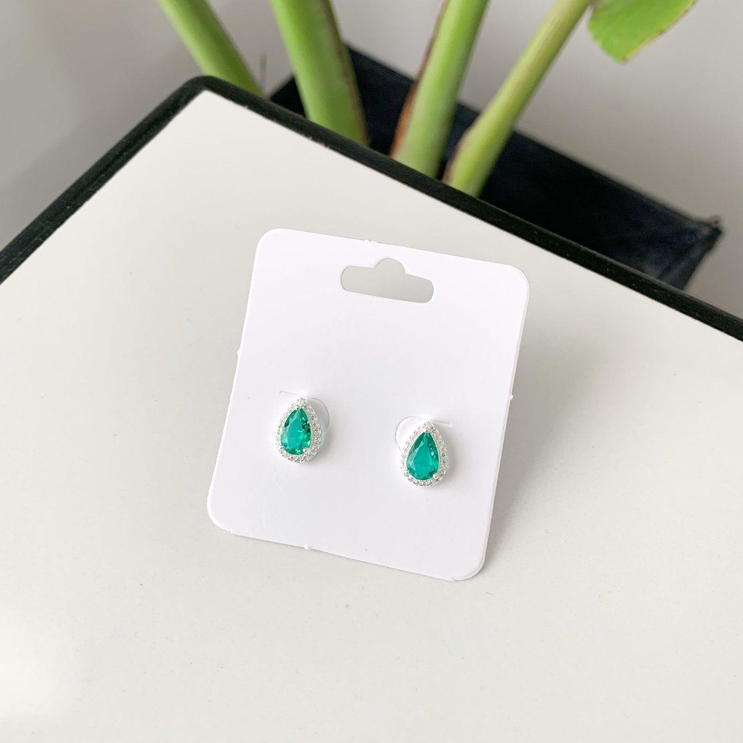 Brinco Siena Cravejado